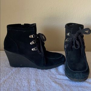 🌺 MIA suede black booties Size 10
